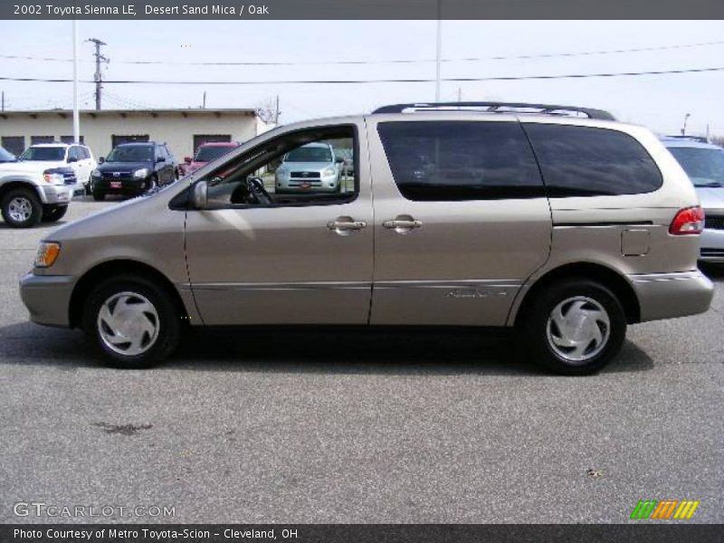 Desert Sand Mica / Oak 2002 Toyota Sienna LE