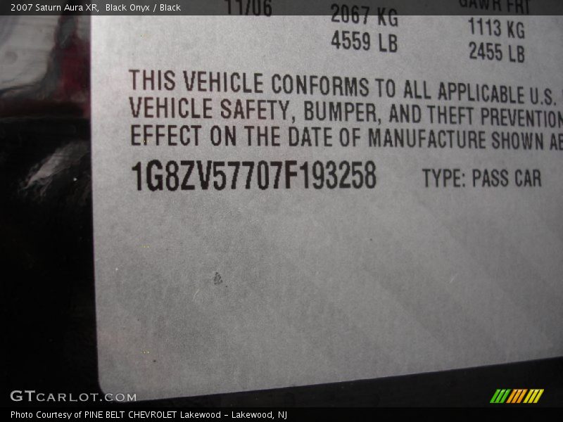 Black Onyx / Black 2007 Saturn Aura XR