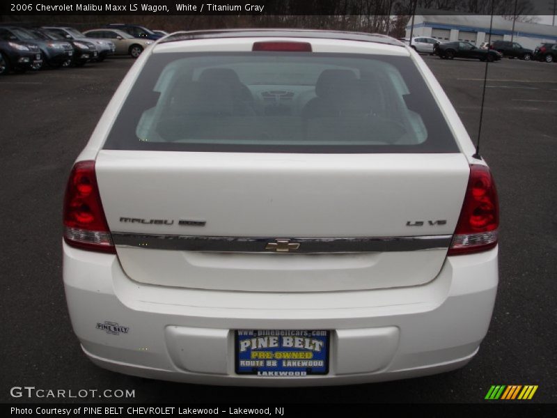 White / Titanium Gray 2006 Chevrolet Malibu Maxx LS Wagon
