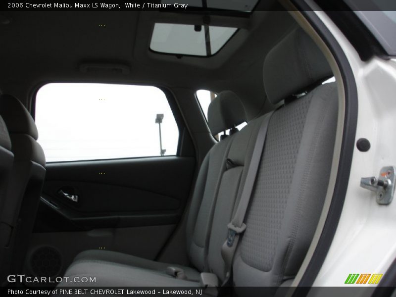 White / Titanium Gray 2006 Chevrolet Malibu Maxx LS Wagon