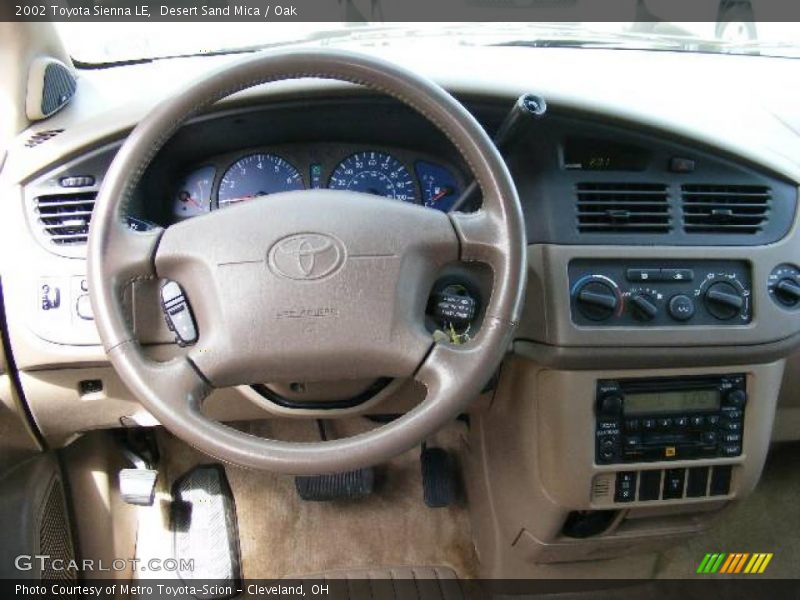Desert Sand Mica / Oak 2002 Toyota Sienna LE
