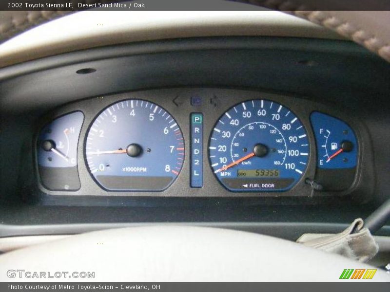 Desert Sand Mica / Oak 2002 Toyota Sienna LE