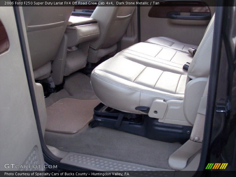 Dark Stone Metallic / Tan 2006 Ford F250 Super Duty Lariat FX4 Off Road Crew Cab 4x4