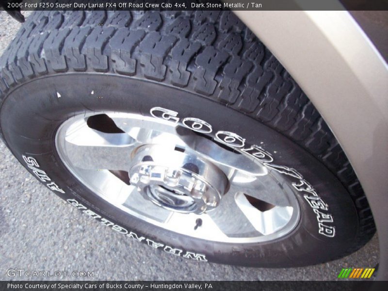 Dark Stone Metallic / Tan 2006 Ford F250 Super Duty Lariat FX4 Off Road Crew Cab 4x4