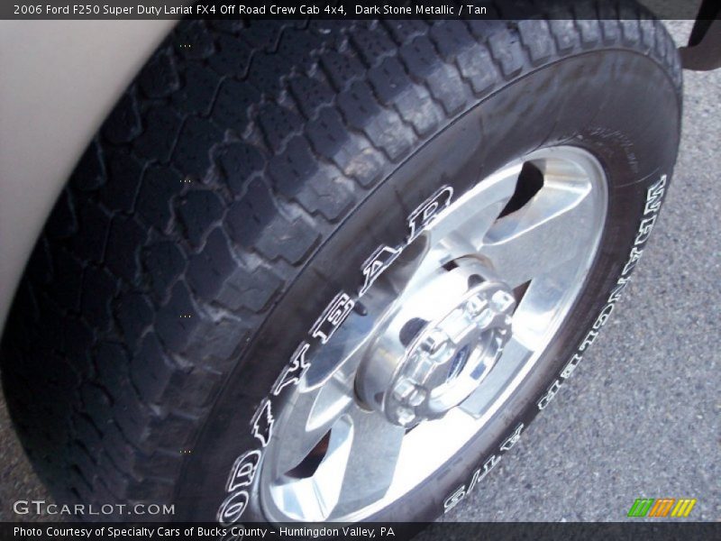 Dark Stone Metallic / Tan 2006 Ford F250 Super Duty Lariat FX4 Off Road Crew Cab 4x4