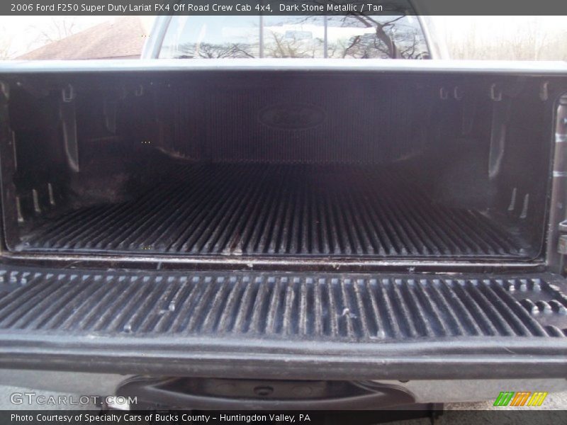 Dark Stone Metallic / Tan 2006 Ford F250 Super Duty Lariat FX4 Off Road Crew Cab 4x4