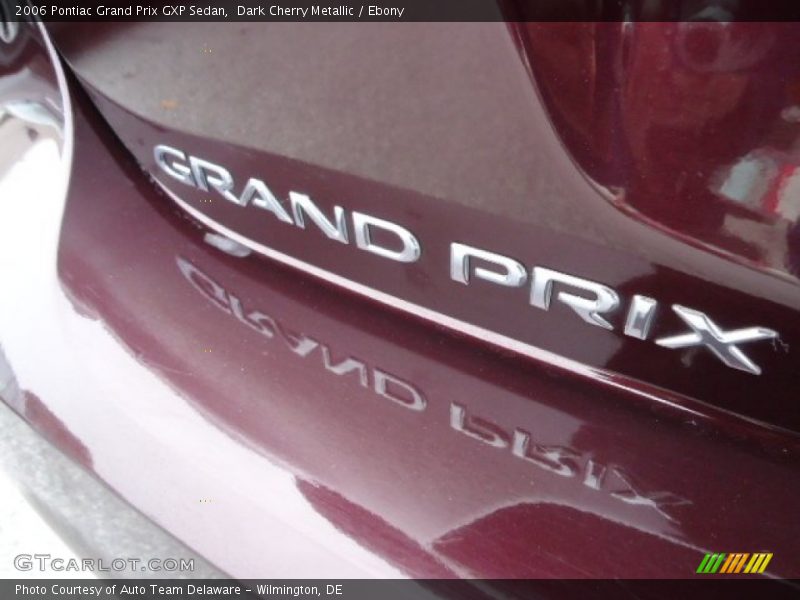  2006 Grand Prix GXP Sedan Logo