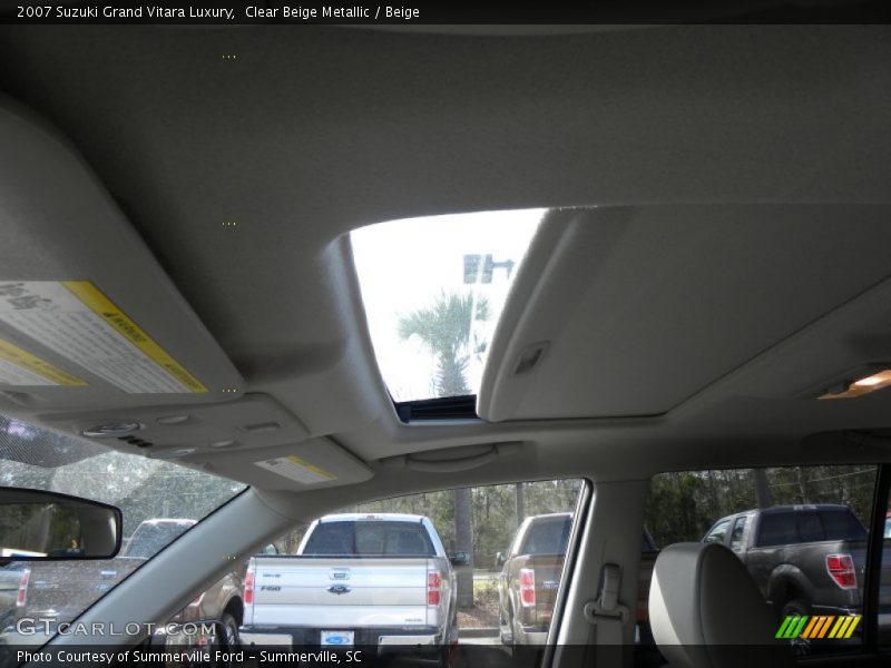 Clear Beige Metallic / Beige 2007 Suzuki Grand Vitara Luxury