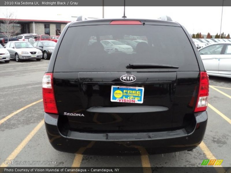 Midnight Black / Gray 2010 Kia Sedona LX