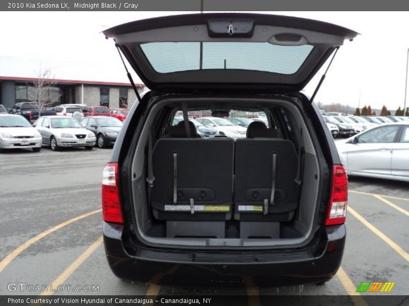 Midnight Black / Gray 2010 Kia Sedona LX