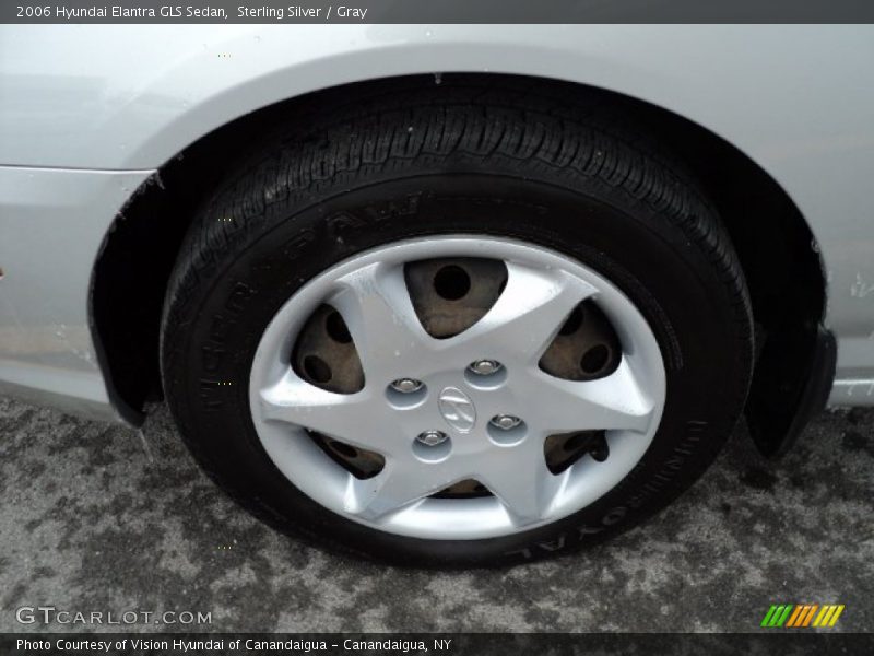 Sterling Silver / Gray 2006 Hyundai Elantra GLS Sedan