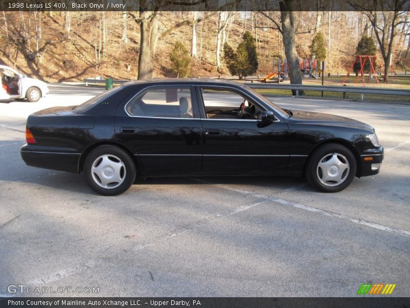 Black Onyx / Ivory 1998 Lexus LS 400