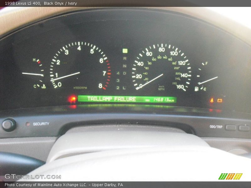 Black Onyx / Ivory 1998 Lexus LS 400