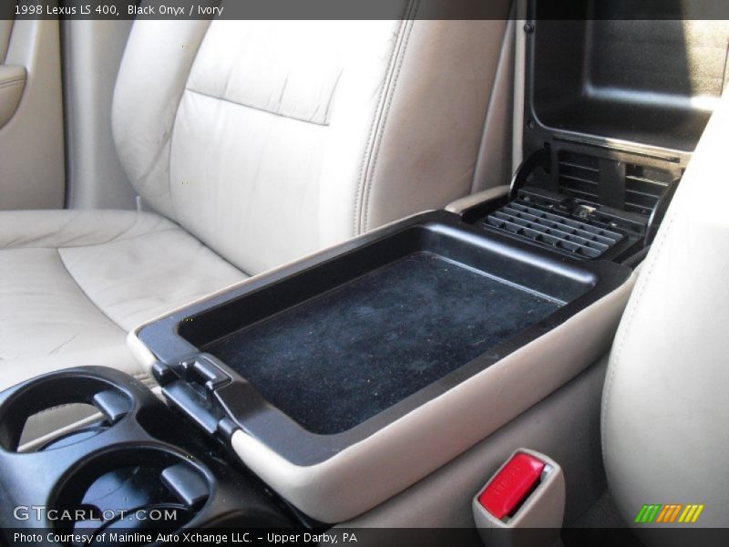 Black Onyx / Ivory 1998 Lexus LS 400