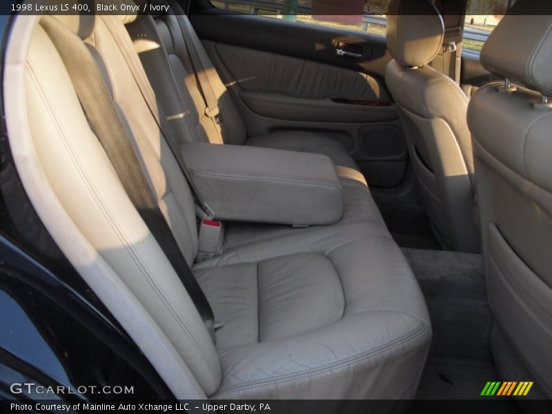Black Onyx / Ivory 1998 Lexus LS 400