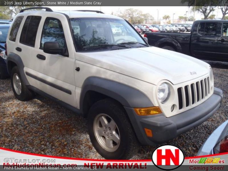 Stone White / Medium Slate Gray 2005 Jeep Liberty Sport