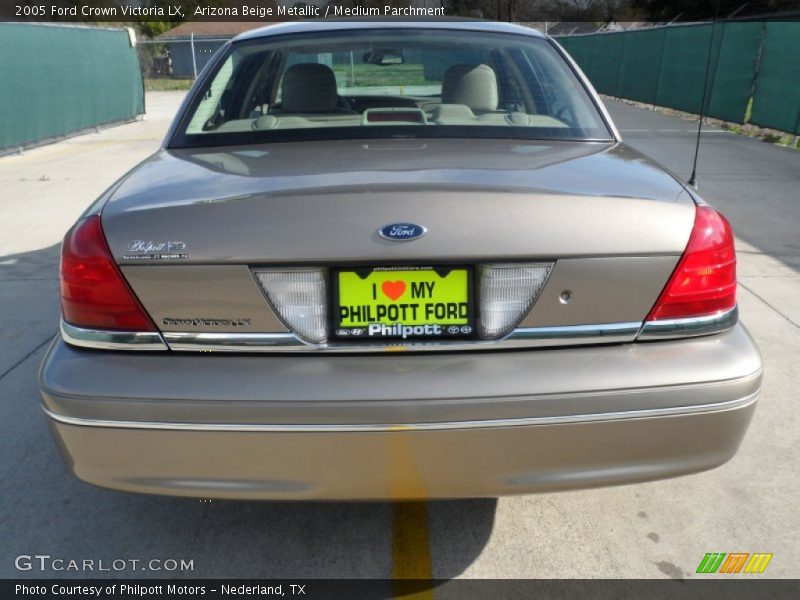 Arizona Beige Metallic / Medium Parchment 2005 Ford Crown Victoria LX