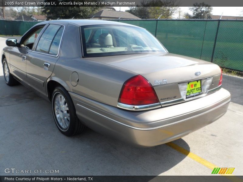 Arizona Beige Metallic / Medium Parchment 2005 Ford Crown Victoria LX