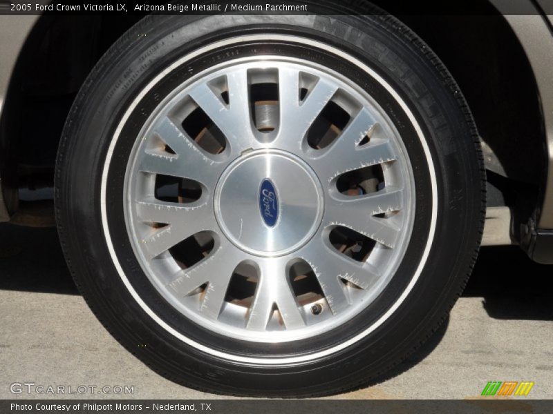 Arizona Beige Metallic / Medium Parchment 2005 Ford Crown Victoria LX