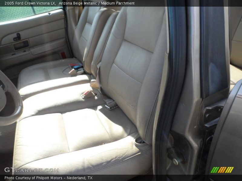 Arizona Beige Metallic / Medium Parchment 2005 Ford Crown Victoria LX