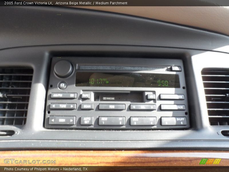 Arizona Beige Metallic / Medium Parchment 2005 Ford Crown Victoria LX