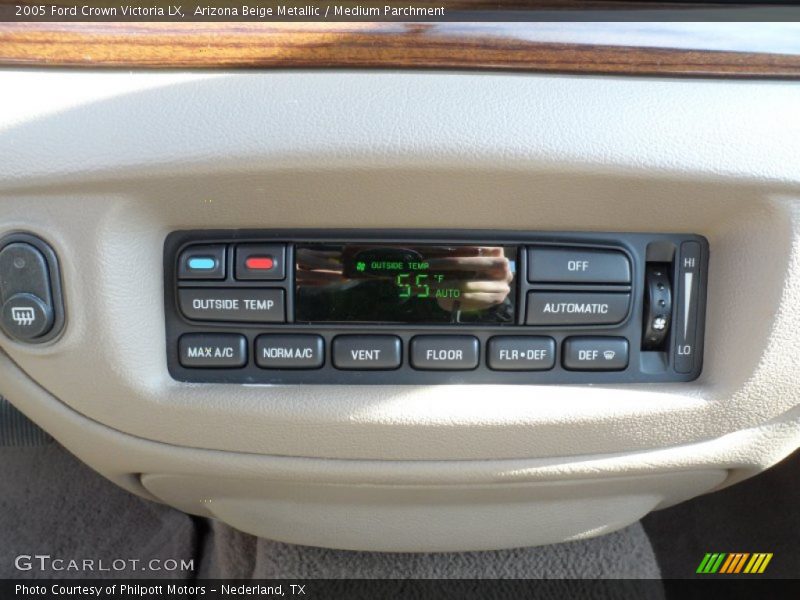 Arizona Beige Metallic / Medium Parchment 2005 Ford Crown Victoria LX
