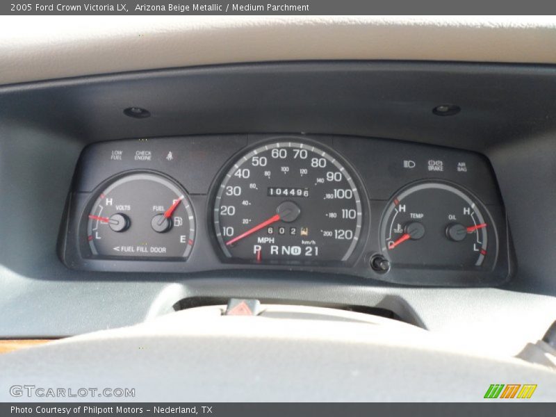 Arizona Beige Metallic / Medium Parchment 2005 Ford Crown Victoria LX
