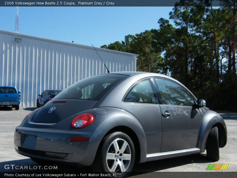 Platinum Grey / Grey 2006 Volkswagen New Beetle 2.5 Coupe