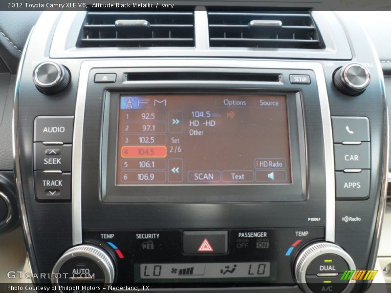 Controls of 2012 Camry XLE V6