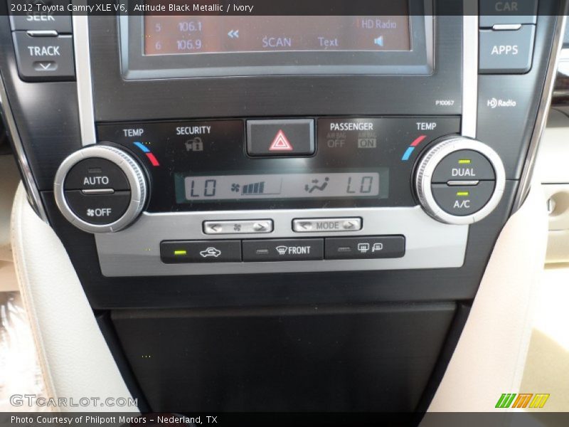 Controls of 2012 Camry XLE V6