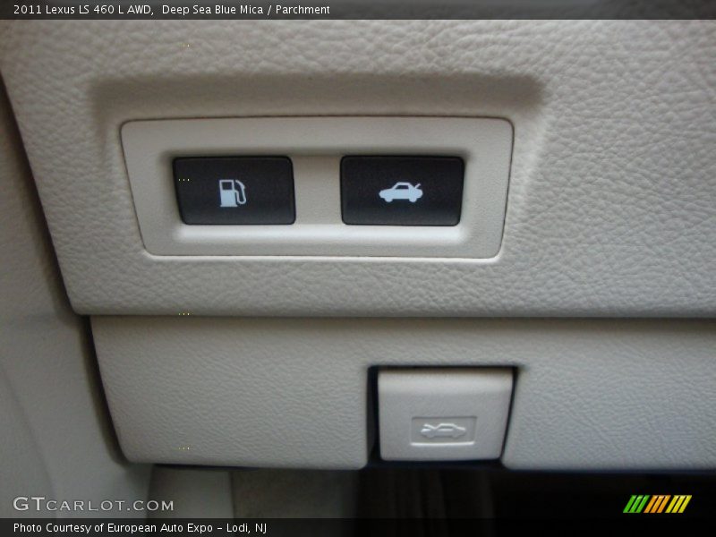 Deep Sea Blue Mica / Parchment 2011 Lexus LS 460 L AWD