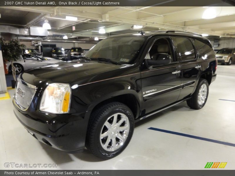 Onyx Black / Cocoa/Light Cashmere 2007 GMC Yukon Denali AWD