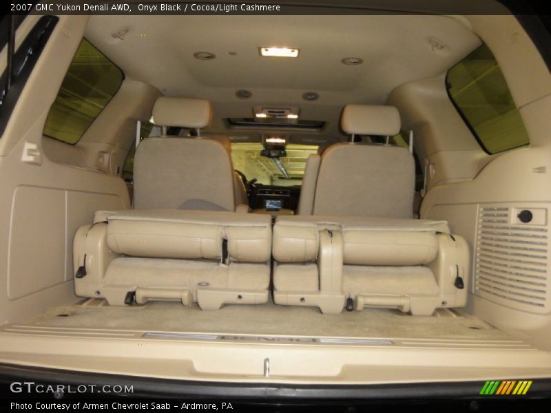 Onyx Black / Cocoa/Light Cashmere 2007 GMC Yukon Denali AWD