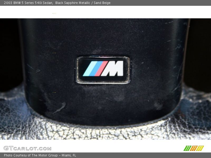Black Sapphire Metallic / Sand Beige 2003 BMW 5 Series 540i Sedan