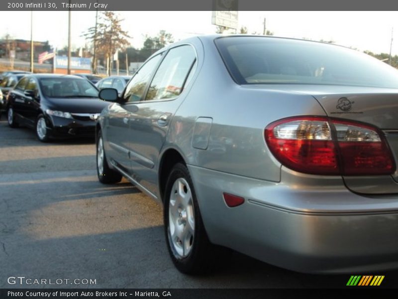 Titanium / Gray 2000 Infiniti I 30