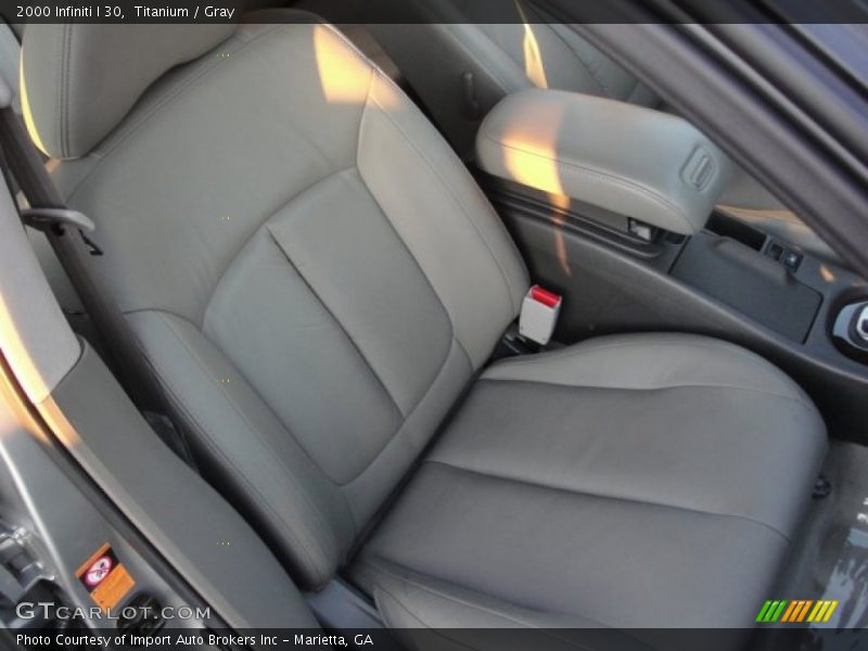 Titanium / Gray 2000 Infiniti I 30