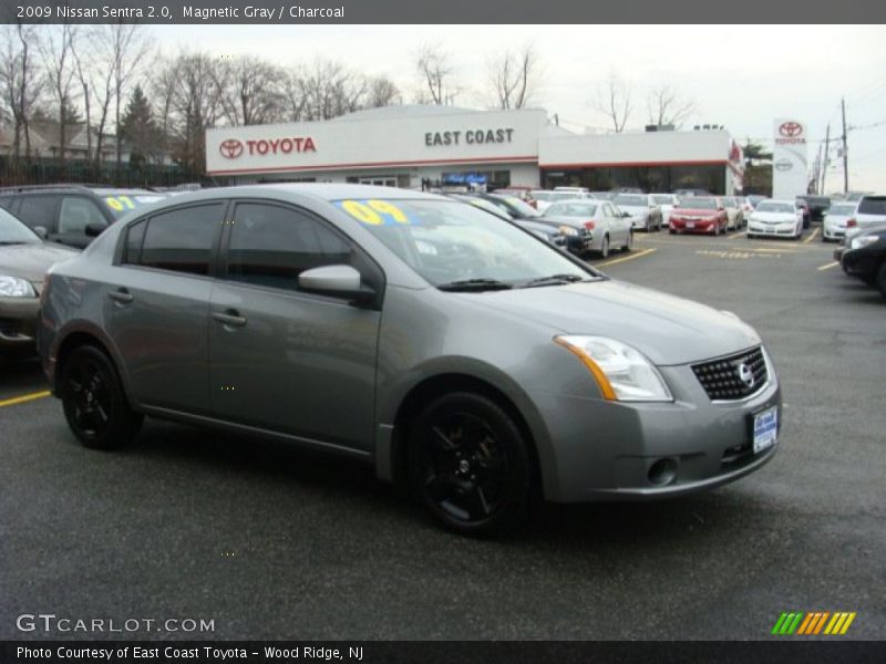 Magnetic Gray / Charcoal 2009 Nissan Sentra 2.0