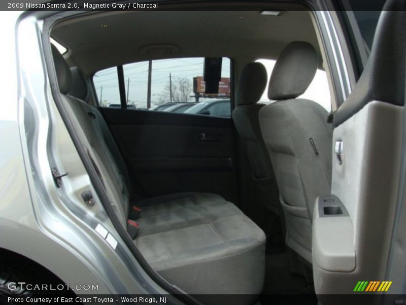 Magnetic Gray / Charcoal 2009 Nissan Sentra 2.0
