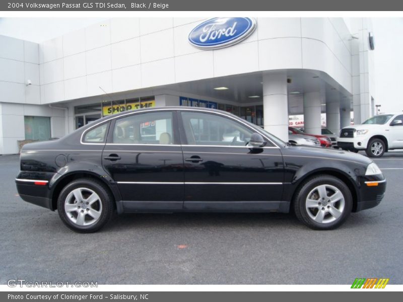 Black / Beige 2004 Volkswagen Passat GLS TDI Sedan