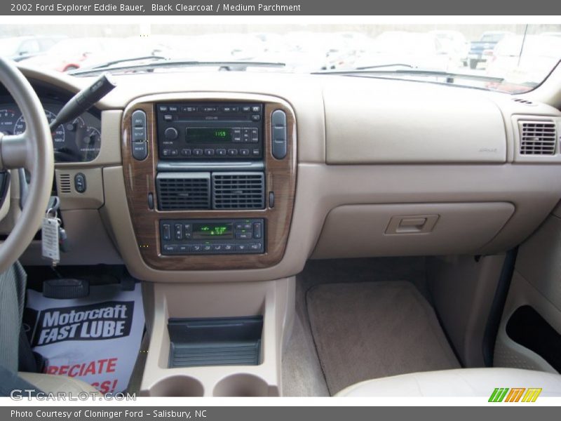 Black Clearcoat / Medium Parchment 2002 Ford Explorer Eddie Bauer