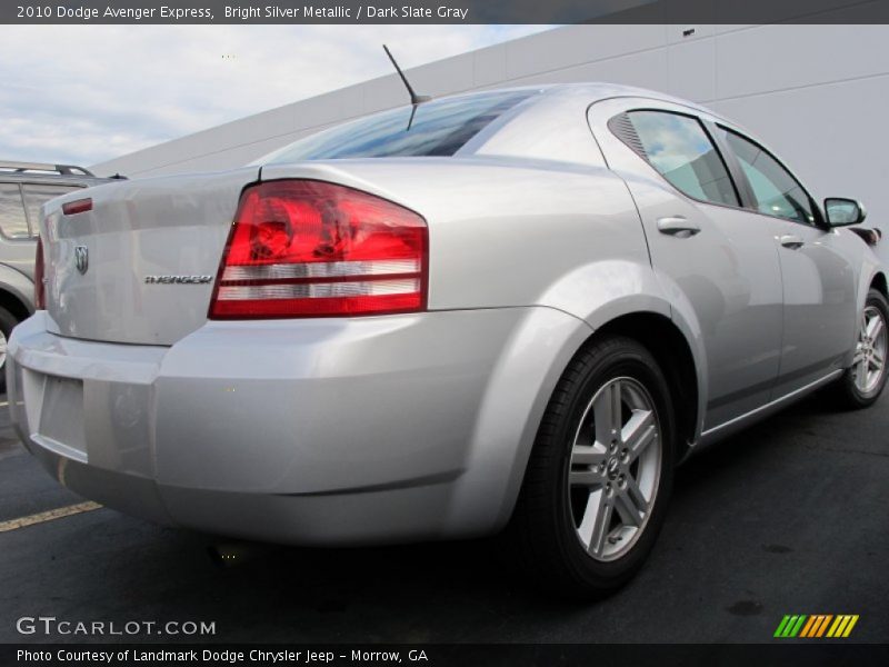 Bright Silver Metallic / Dark Slate Gray 2010 Dodge Avenger Express