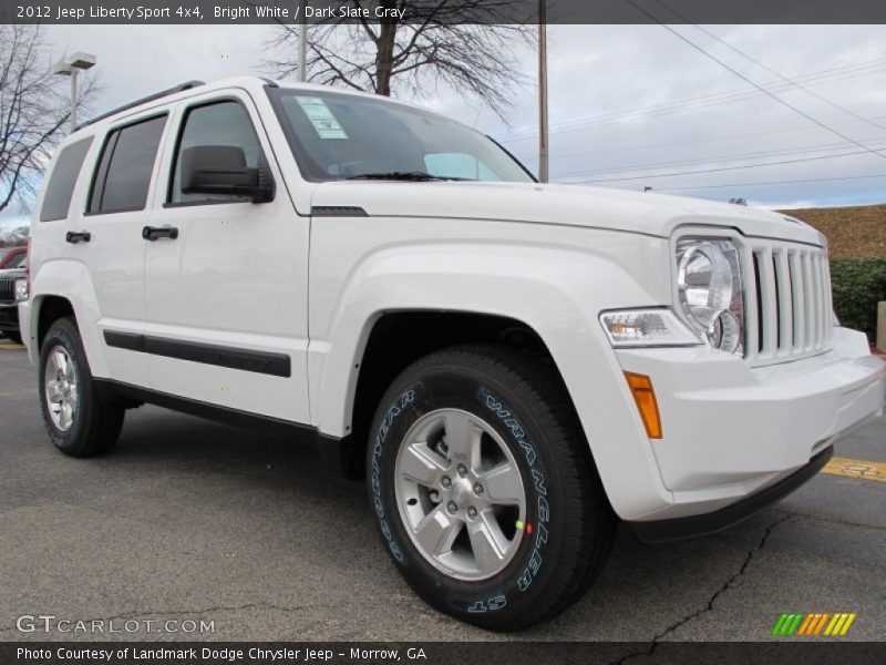 Bright White / Dark Slate Gray 2012 Jeep Liberty Sport 4x4