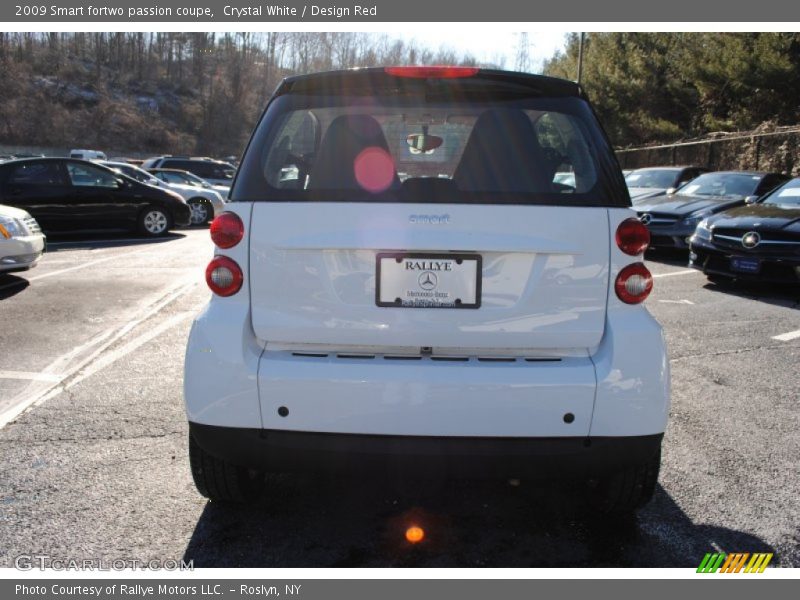 Crystal White / Design Red 2009 Smart fortwo passion coupe