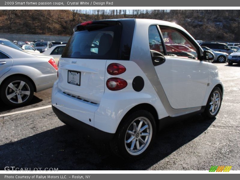 Crystal White / Design Red 2009 Smart fortwo passion coupe