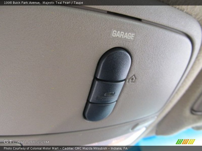 Majestic Teal Pearl / Taupe 1998 Buick Park Avenue