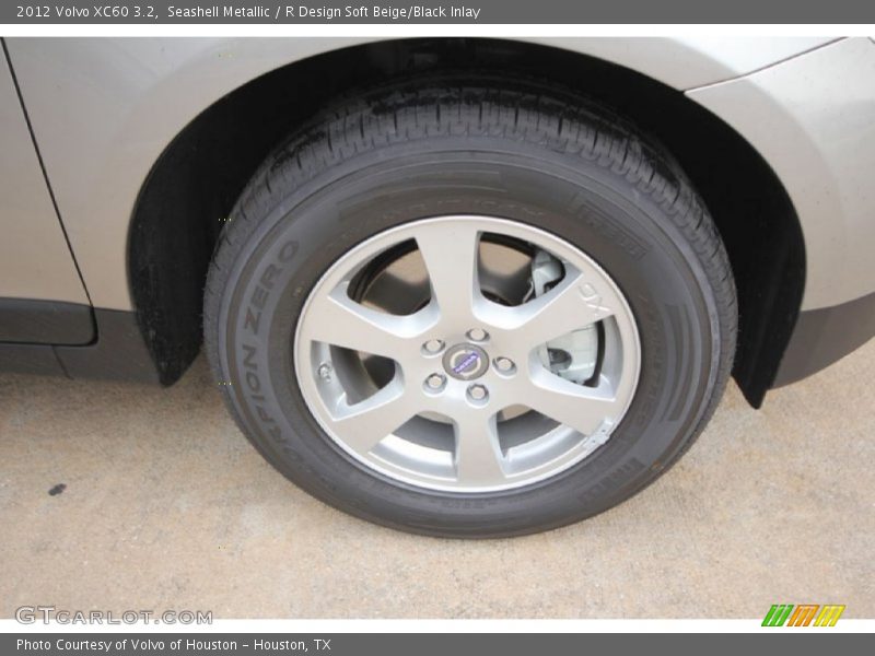Seashell Metallic / R Design Soft Beige/Black Inlay 2012 Volvo XC60 3.2
