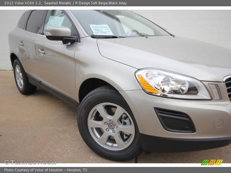 Seashell Metallic / R Design Soft Beige/Black Inlay 2012 Volvo XC60 3.2