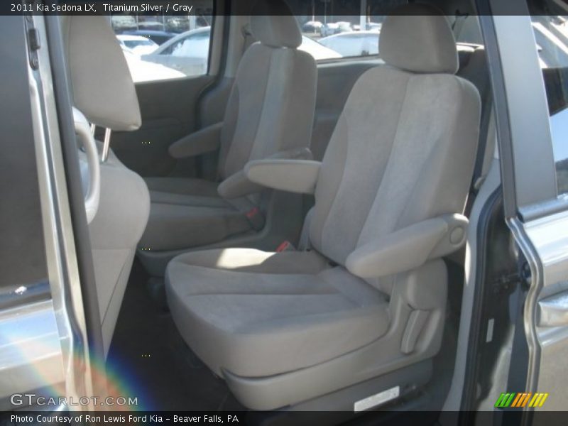 Titanium Silver / Gray 2011 Kia Sedona LX