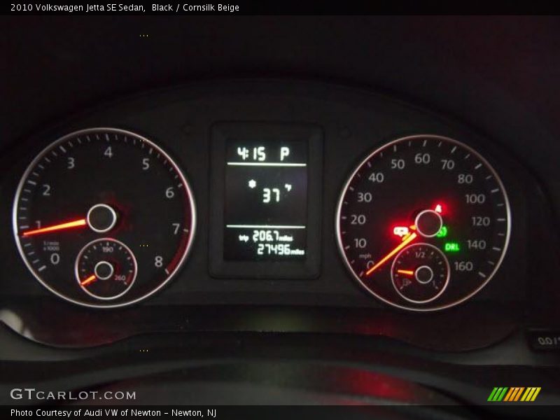 Black / Cornsilk Beige 2010 Volkswagen Jetta SE Sedan