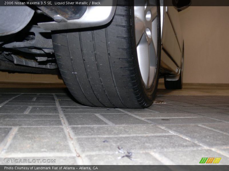 Liquid Silver Metallic / Black 2006 Nissan Maxima 3.5 SE
